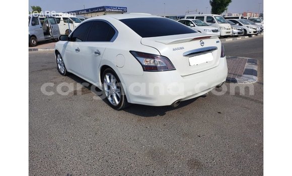 Ra Imported Nissan Maxima funfun Ọkọ̀ in Import - Dubai ni Ashanti Ra Imported Nissan Maxima funfun Ọkọ̀ in Import - Dubai ni Ashanti