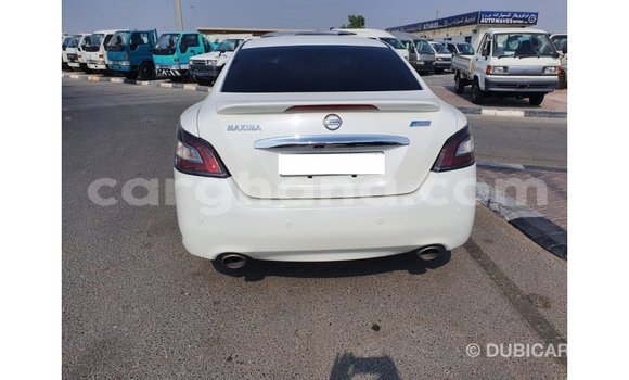 Ra Imported Nissan Maxima funfun Ọkọ̀ in Import - Dubai ni Ashanti Ra Imported Nissan Maxima funfun Ọkọ̀ in Import - Dubai ni Ashanti