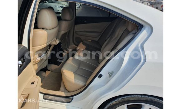 Ra Imported Nissan Maxima funfun Ọkọ̀ in Import - Dubai ni Ashanti Ra Imported Nissan Maxima funfun Ọkọ̀ in Import - Dubai ni Ashanti