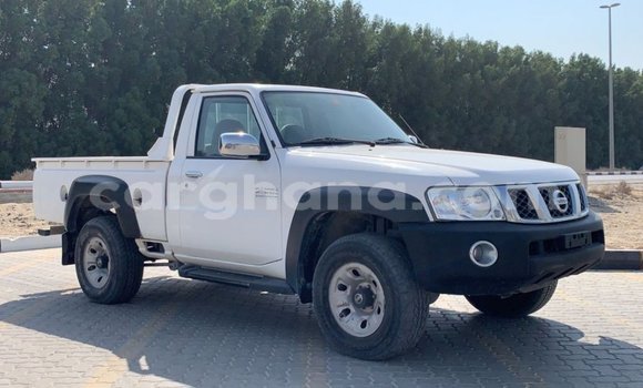 Buy Import Nissan Patrol White Car in Import - Dubai in Ashanti Buy Import Nissan Patrol White Car in Import - Dubai in Ashanti