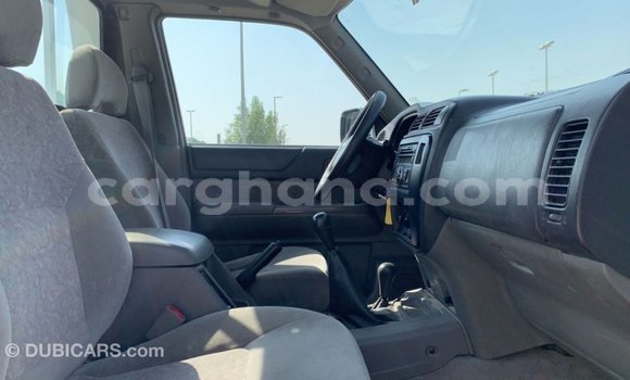 Buy Import Nissan Patrol White Car in Import - Dubai in Ashanti Buy Import Nissan Patrol White Car in Import - Dubai in Ashanti