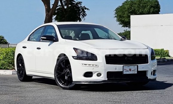Buy Import Nissan Maxima White Car in Import - Dubai in Ashanti Buy Import Nissan Maxima White Car in Import - Dubai in Ashanti