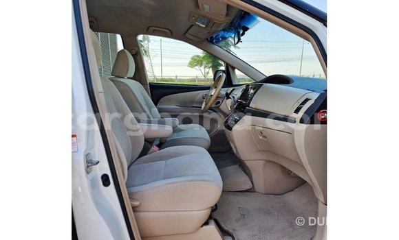 Buy Import Toyota Previa White Car in Import - Dubai in Ashanti Buy Import Toyota Previa White Car in Import - Dubai in Ashanti