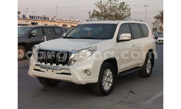 Sayi Imported Toyota Prado White Mota in Import - Dubai a Ashanti Sayi Imported Toyota Prado White Mota in Import - Dubai a Ashanti