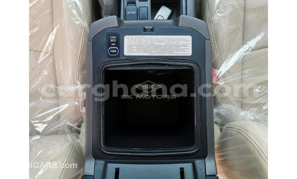 Sayi Imported Toyota Prado White Mota in Import - Dubai a Ashanti Sayi Imported Toyota Prado White Mota in Import - Dubai a Ashanti