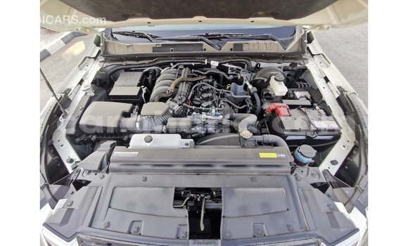 Ra Imported Nissan Xterra funfun Ọkọ̀ in Import - Dubai ni Ashanti Ra Imported Nissan Xterra funfun Ọkọ̀ in Import - Dubai ni Ashanti