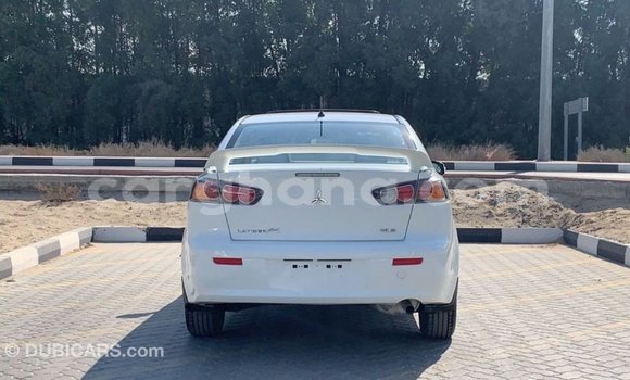 Ra Imported Mitsubishi Lancer funfun Ọkọ̀ in Import - Dubai ni Ashanti Ra Imported Mitsubishi Lancer funfun Ọkọ̀ in Import - Dubai ni Ashanti