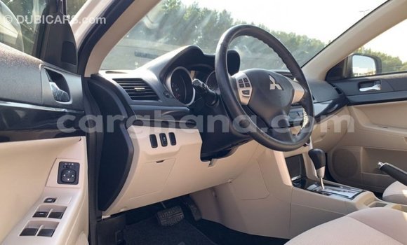 Ra Imported Mitsubishi Lancer funfun Ọkọ̀ in Import - Dubai ni Ashanti Ra Imported Mitsubishi Lancer funfun Ọkọ̀ in Import - Dubai ni Ashanti