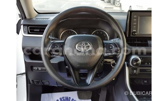 Sayi Imported Toyota 4Runner White Mota in Import - Dubai a Ashanti Sayi Imported Toyota 4Runner White Mota in Import - Dubai a Ashanti