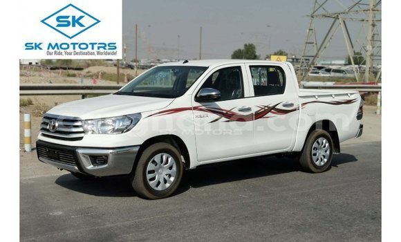 Ra Imported Toyota Hilux funfun Ọkọ̀ in Import - Dubai ni Ashanti Ra Imported Toyota Hilux funfun Ọkọ̀ in Import - Dubai ni Ashanti