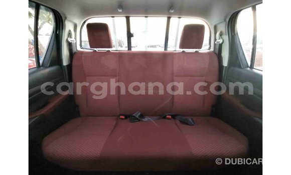 Sayi Imported Toyota Hilux White Mota in Import - Dubai a Ashanti Sayi Imported Toyota Hilux White Mota in Import - Dubai a Ashanti