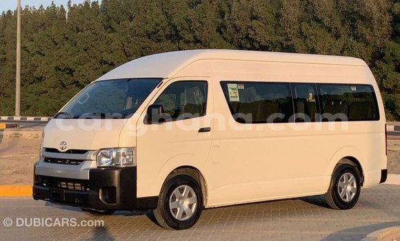 Sayi Imported Toyota Hiace White Mota in Import - Dubai a Ashanti Sayi Imported Toyota Hiace White Mota in Import - Dubai a Ashanti