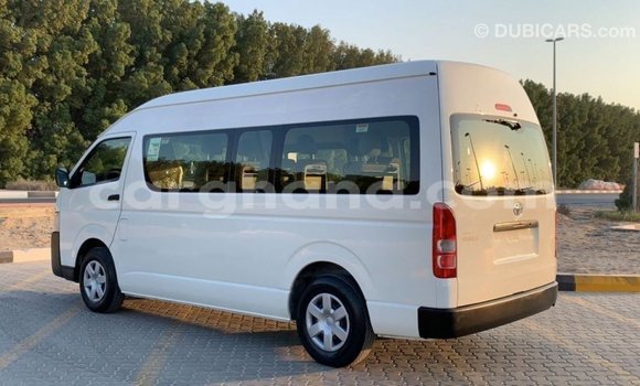Sayi Imported Toyota Hiace White Mota in Import - Dubai a Ashanti Sayi Imported Toyota Hiace White Mota in Import - Dubai a Ashanti