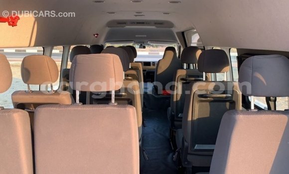 Sayi Imported Toyota Hiace White Mota in Import - Dubai a Ashanti Sayi Imported Toyota Hiace White Mota in Import - Dubai a Ashanti