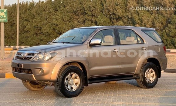 Buy Import Toyota Fortuner Other Car in Import - Dubai in Ashanti Buy Import Toyota Fortuner Other Car in Import - Dubai in Ashanti