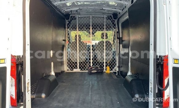 Sayi Imported FORD MUSTANG White Mota in Import - Dubai a Ashanti Sayi Imported FORD MUSTANG White Mota in Import - Dubai a Ashanti