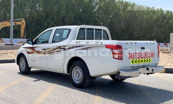 Buy Import Mitsubishi L200 White Car in Import - Dubai in Ashanti Buy Import Mitsubishi L200 White Car in Import - Dubai in Ashanti