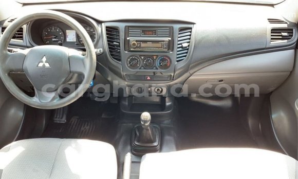 Buy Import Mitsubishi L200 White Car in Import - Dubai in Ashanti Buy Import Mitsubishi L200 White Car in Import - Dubai in Ashanti