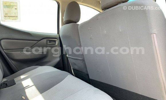 Buy Import Mitsubishi L200 White Car in Import - Dubai in Ashanti Buy Import Mitsubishi L200 White Car in Import - Dubai in Ashanti