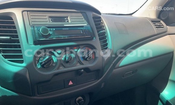 Buy Import Mitsubishi L200 White Car in Import - Dubai in Ashanti Buy Import Mitsubishi L200 White Car in Import - Dubai in Ashanti