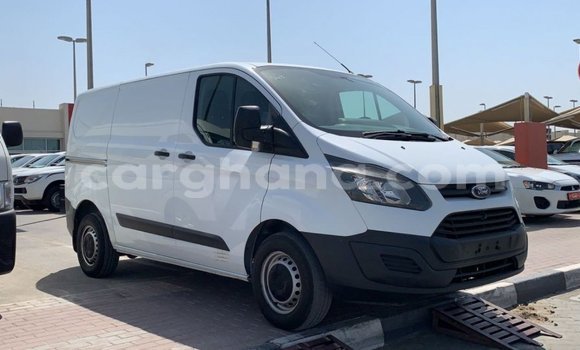 Sayi Imported FORD MUSTANG White Mota in Import - Dubai a Ashanti Sayi Imported FORD MUSTANG White Mota in Import - Dubai a Ashanti