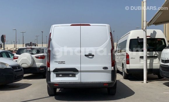 Sayi Imported FORD MUSTANG White Mota in Import - Dubai a Ashanti Sayi Imported FORD MUSTANG White Mota in Import - Dubai a Ashanti