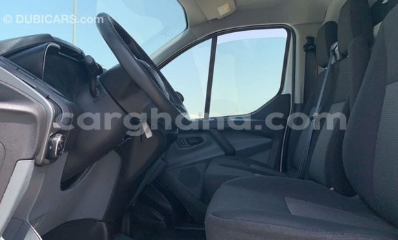 Sayi Imported FORD MUSTANG White Mota in Import - Dubai a Ashanti Sayi Imported FORD MUSTANG White Mota in Import - Dubai a Ashanti