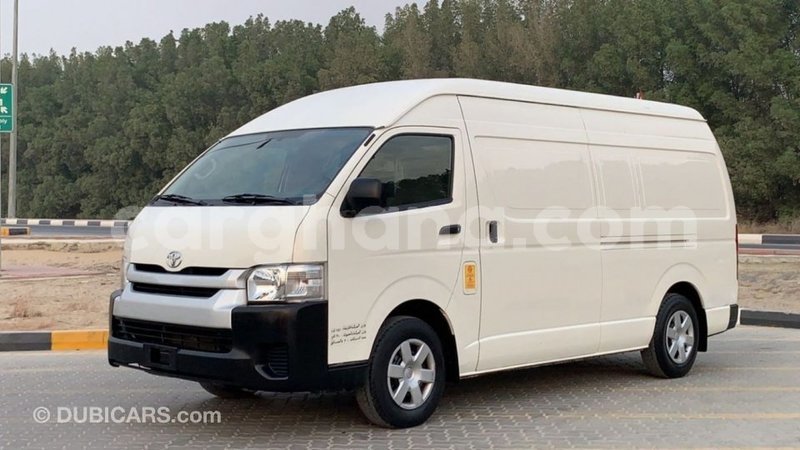 Big with watermark toyota hiace ashanti import dubai 37689