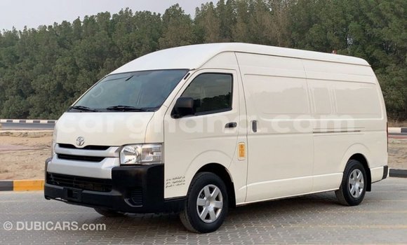Sayi Imported Toyota Hiace White Mota in Import - Dubai a Ashanti Sayi Imported Toyota Hiace White Mota in Import - Dubai a Ashanti