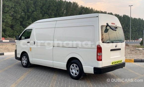 Sayi Imported Toyota Hiace White Mota in Import - Dubai a Ashanti Sayi Imported Toyota Hiace White Mota in Import - Dubai a Ashanti