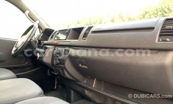 Sayi Imported Toyota Hiace White Mota in Import - Dubai a Ashanti Sayi Imported Toyota Hiace White Mota in Import - Dubai a Ashanti