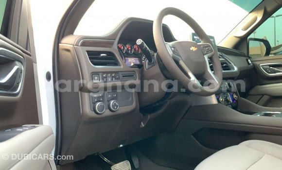 Sayi Imported Chevrolet Suburban White Mota in Import - Dubai a Ashanti Sayi Imported Chevrolet Suburban White Mota in Import - Dubai a Ashanti