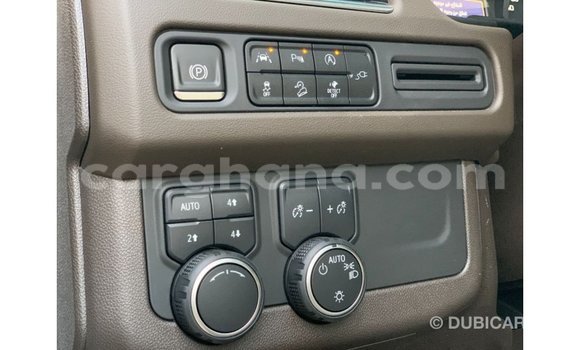 Sayi Imported Chevrolet Suburban White Mota in Import - Dubai a Ashanti Sayi Imported Chevrolet Suburban White Mota in Import - Dubai a Ashanti