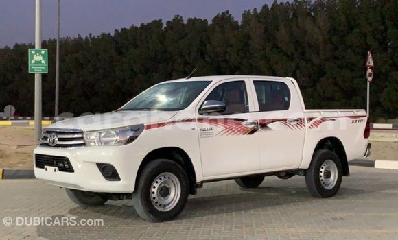 Ra Imported Toyota Hilux funfun Ọkọ̀ in Import - Dubai ni Ashanti Ra Imported Toyota Hilux funfun Ọkọ̀ in Import - Dubai ni Ashanti