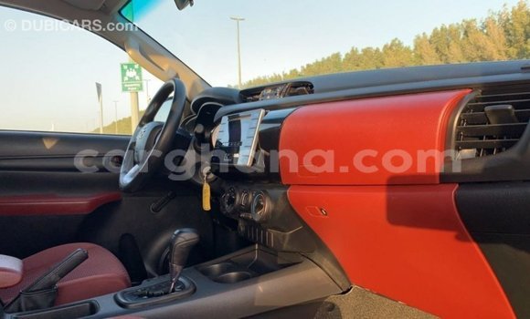 Ra Imported Toyota Hilux funfun Ọkọ̀ in Import - Dubai ni Ashanti Ra Imported Toyota Hilux funfun Ọkọ̀ in Import - Dubai ni Ashanti