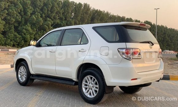 Buy Import Toyota Fortuner White Car in Import - Dubai in Ashanti Buy Import Toyota Fortuner White Car in Import - Dubai in Ashanti