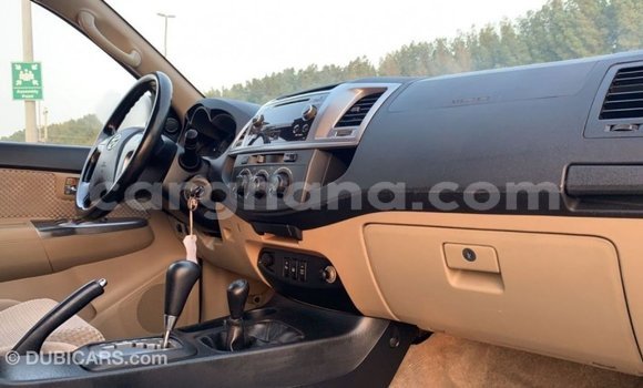 Buy Import Toyota Fortuner White Car in Import - Dubai in Ashanti Buy Import Toyota Fortuner White Car in Import - Dubai in Ashanti