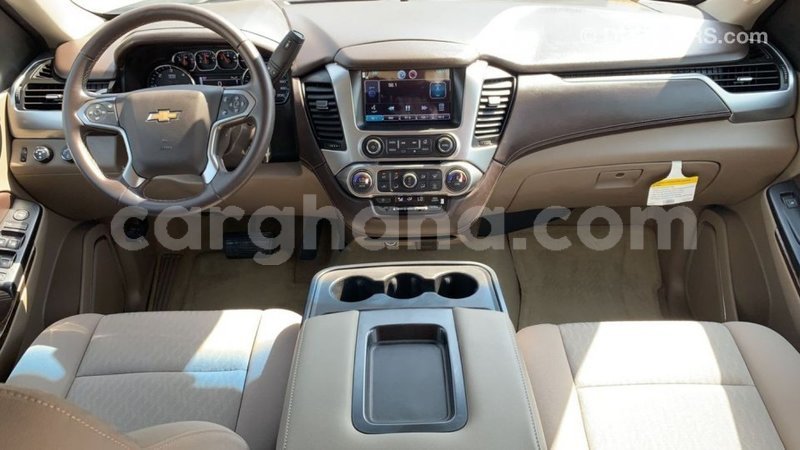 Big with watermark chevrolet suburban ashanti import dubai 37701