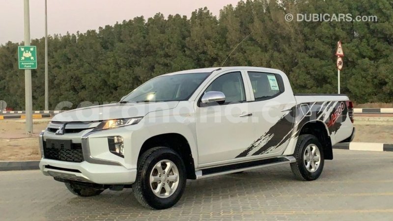 Big with watermark mitsubishi l200 ashanti import dubai 37702