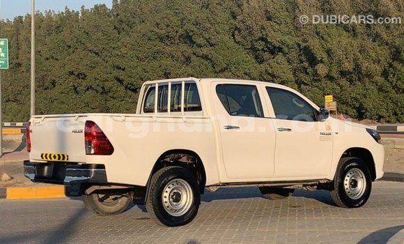 Buy Import Toyota Hilux White Car in Import - Dubai in Ashanti Buy Import Toyota Hilux White Car in Import - Dubai in Ashanti