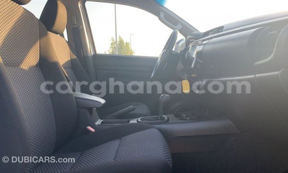Buy Import Toyota Hilux White Car in Import - Dubai in Ashanti Buy Import Toyota Hilux White Car in Import - Dubai in Ashanti