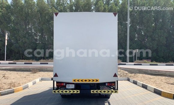 Buy Import Mitsubishi Carisma White Car in Import - Dubai in Ashanti Buy Import Mitsubishi Carisma White Car in Import - Dubai in Ashanti