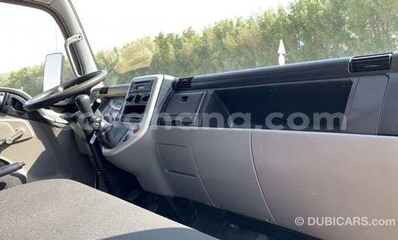 Buy Import Mitsubishi Carisma White Car in Import - Dubai in Ashanti Buy Import Mitsubishi Carisma White Car in Import - Dubai in Ashanti