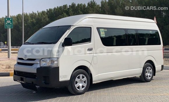 Ra Imported Toyota Hiace funfun Ọkọ̀ in Import - Dubai ni Ashanti Ra Imported Toyota Hiace funfun Ọkọ̀ in Import - Dubai ni Ashanti