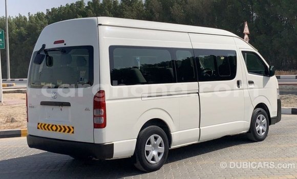 Ra Imported Toyota Hiace funfun Ọkọ̀ in Import - Dubai ni Ashanti Ra Imported Toyota Hiace funfun Ọkọ̀ in Import - Dubai ni Ashanti