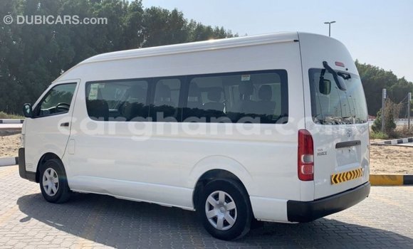 Ra Imported Toyota Hiace funfun Ọkọ̀ in Import - Dubai ni Ashanti Ra Imported Toyota Hiace funfun Ọkọ̀ in Import - Dubai ni Ashanti