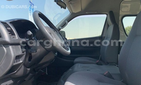 Ra Imported Toyota Hiace funfun Ọkọ̀ in Import - Dubai ni Ashanti Ra Imported Toyota Hiace funfun Ọkọ̀ in Import - Dubai ni Ashanti