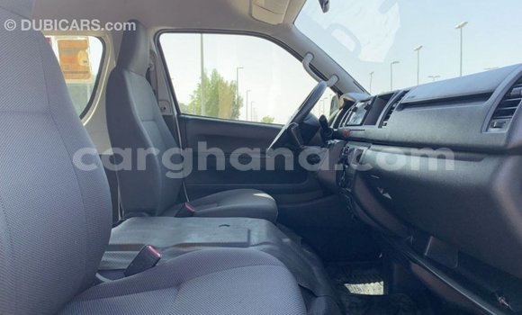 Ra Imported Toyota Hiace funfun Ọkọ̀ in Import - Dubai ni Ashanti Ra Imported Toyota Hiace funfun Ọkọ̀ in Import - Dubai ni Ashanti