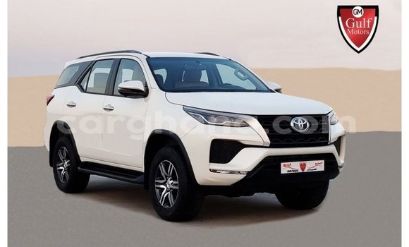 Buy Import Toyota Fortuner White Car in Import - Dubai in Ashanti Buy Import Toyota Fortuner White Car in Import - Dubai in Ashanti