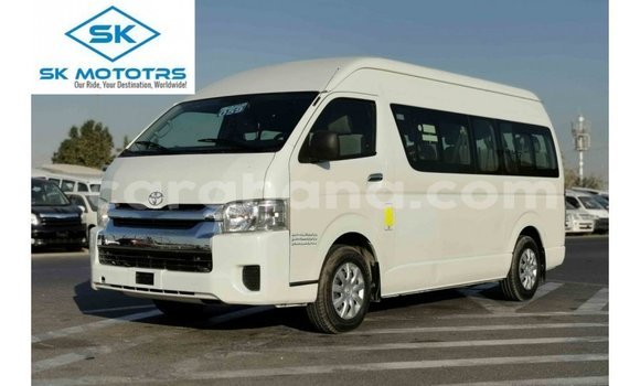 Ra Imported Toyota Hiace funfun Ọkọ̀ in Import - Dubai ni Ashanti Ra Imported Toyota Hiace funfun Ọkọ̀ in Import - Dubai ni Ashanti